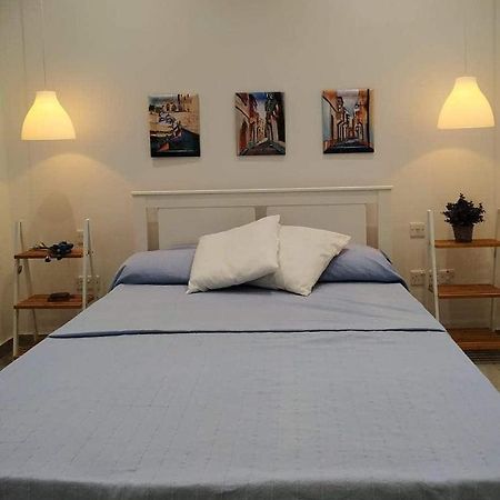 Bayview Apartment Пемброук Екстериор снимка
