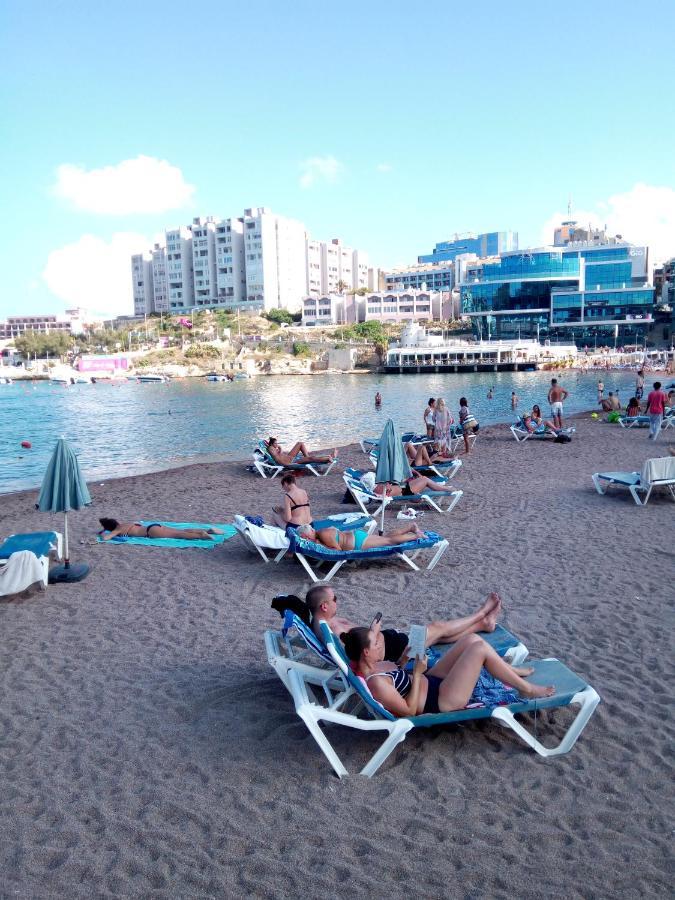 Bayview Apartment Пемброук Екстериор снимка